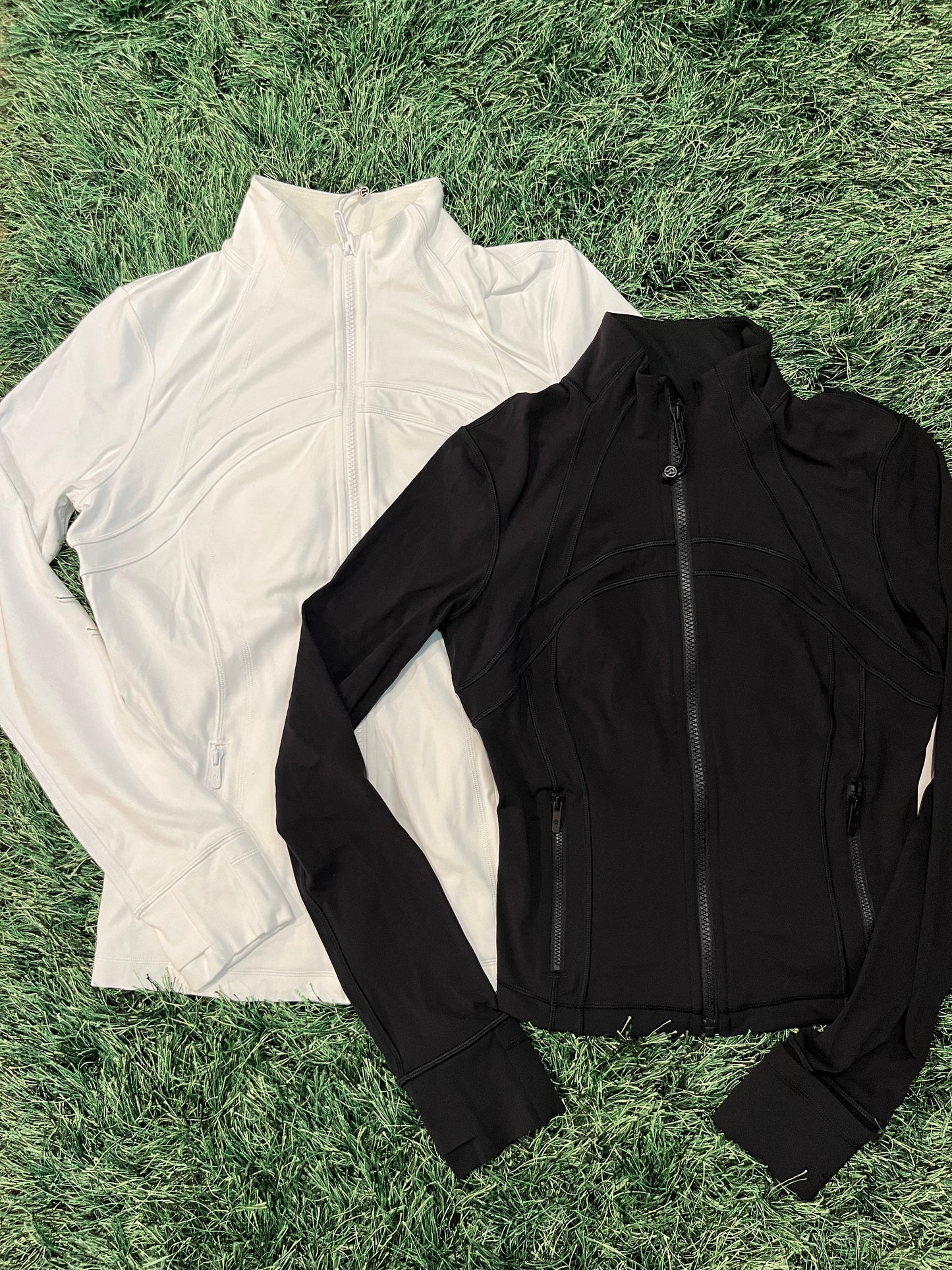 lululemon white womans zip up