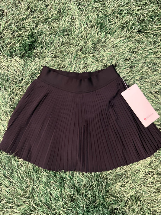 lululemon black womans skirt